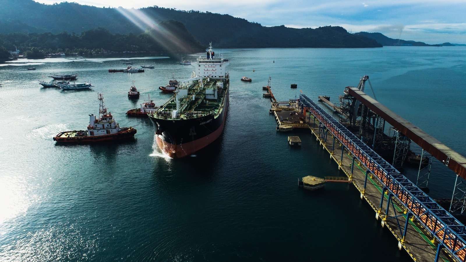 Pelindo Catat Kenaikan Kargo Curah Cair 4,8%, Dorong Efisiensi Rantai Logistik