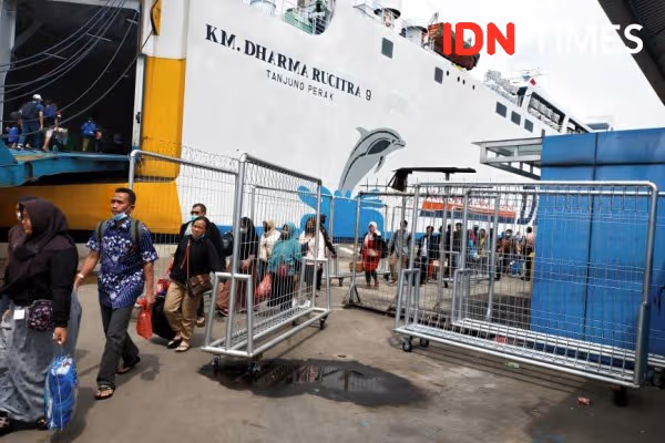 Nataru 2024, Pelabuhan Tanjung Emas Layani 25.860 Penumpang Kapal