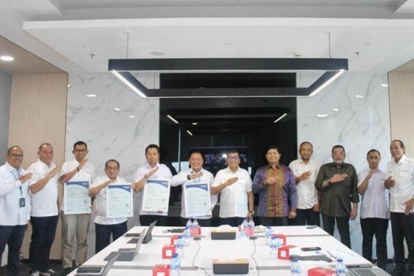 Pelindo Multi Terminal Raih 4 Sertifikasi ISO Series